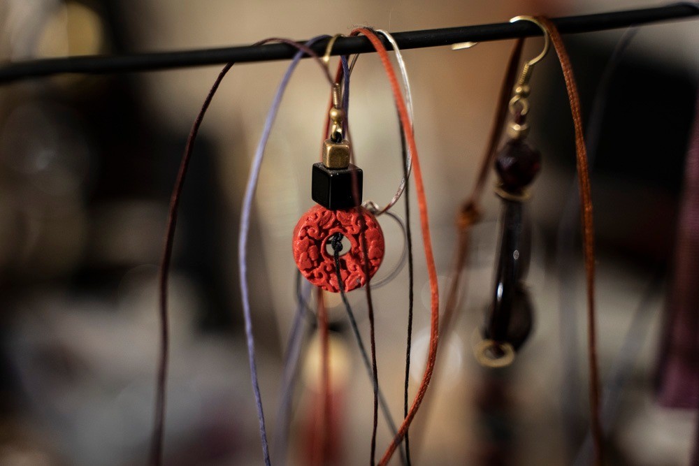 coral pendant from the Ossidiana workshop