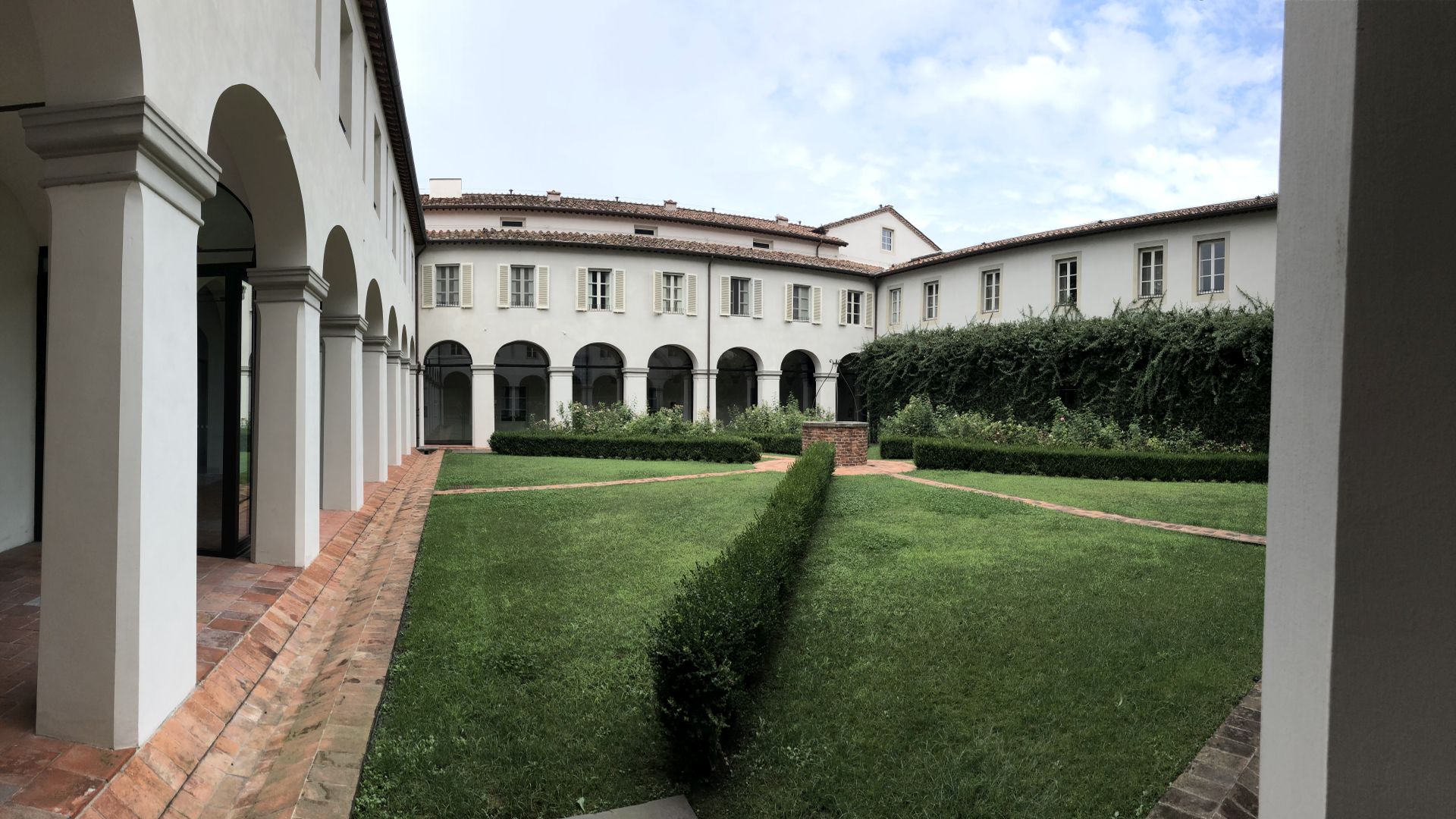 cloister of san Francesco in Lucca